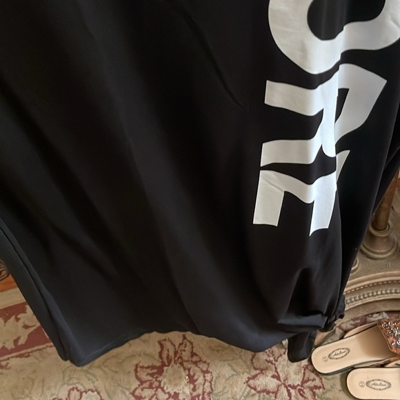 Beautiful Black Amore Dress With pockets and Long Elegant - Picture 4 of 8